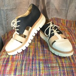 Women's CAT FLEX⏩FWD shoes. Size 7W